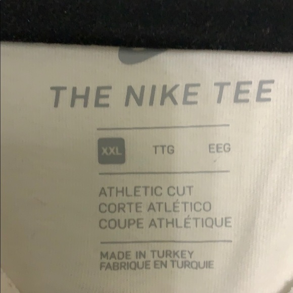Men’s Nike Tee Shirt - Picture 3 of 3